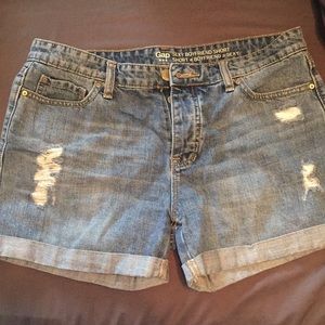 Gap sexy boyfriend shorts